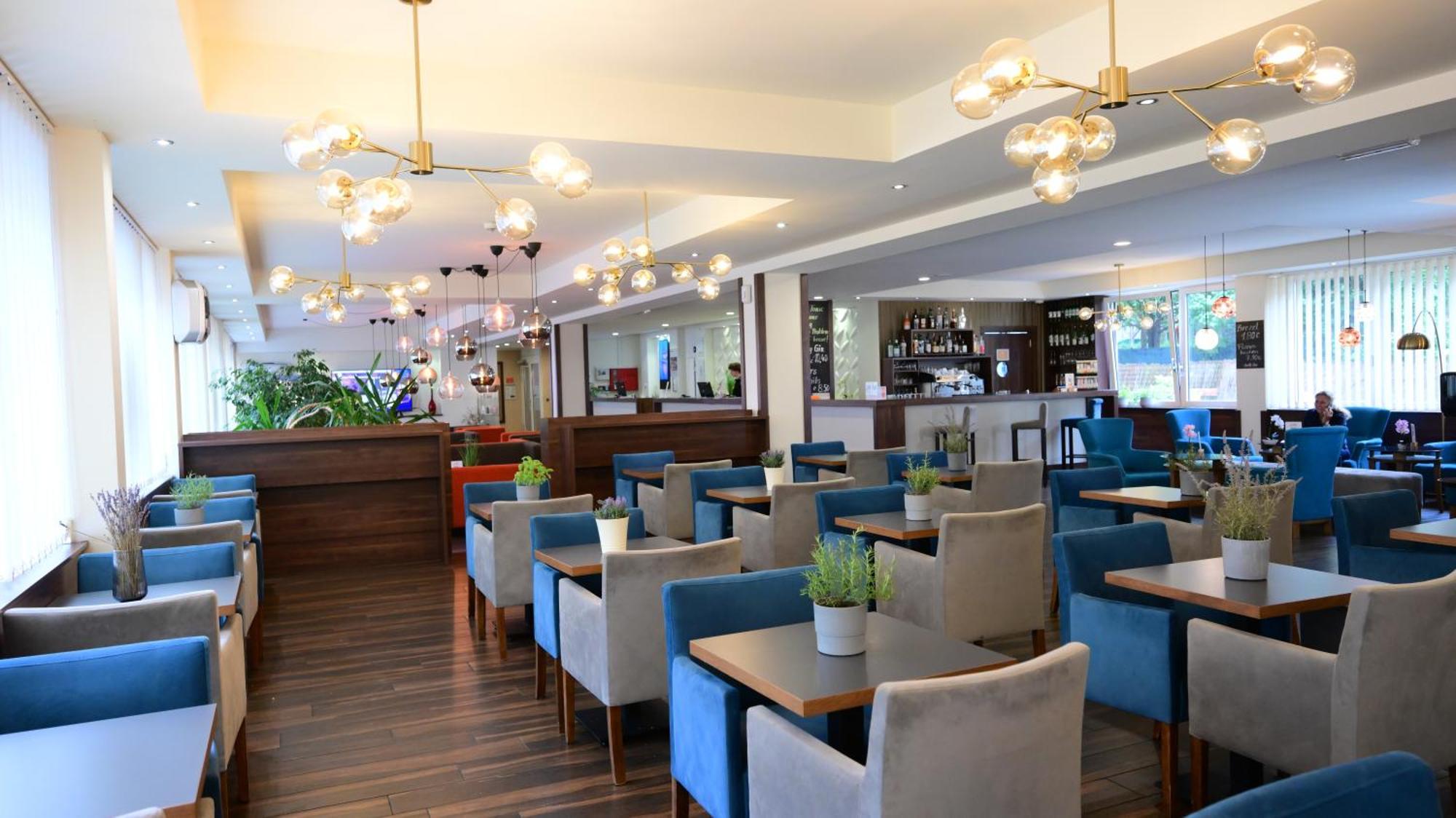 Отель Motel Plus Berlin Берлин