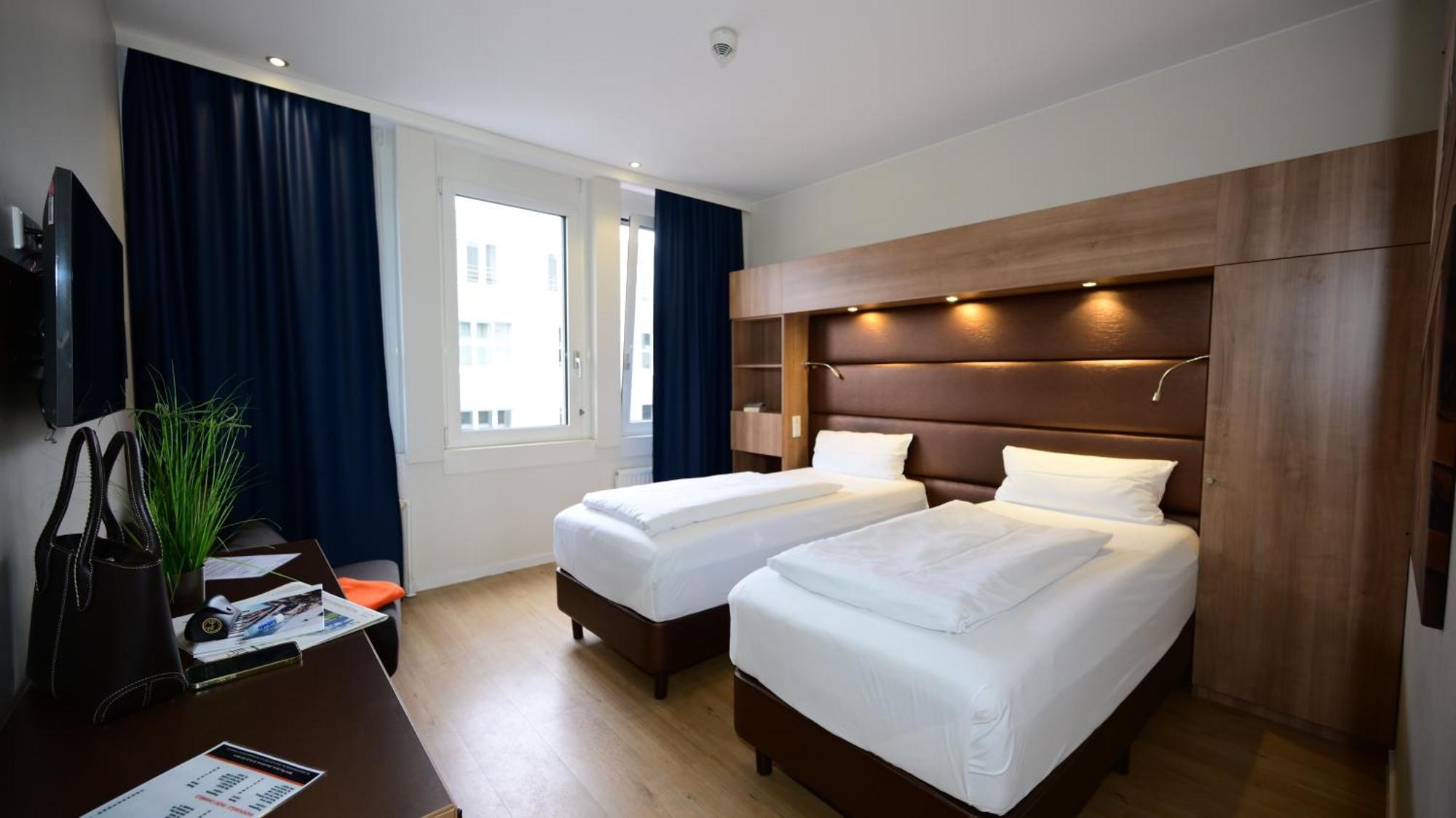 Motel Plus Berlin Отель 3*