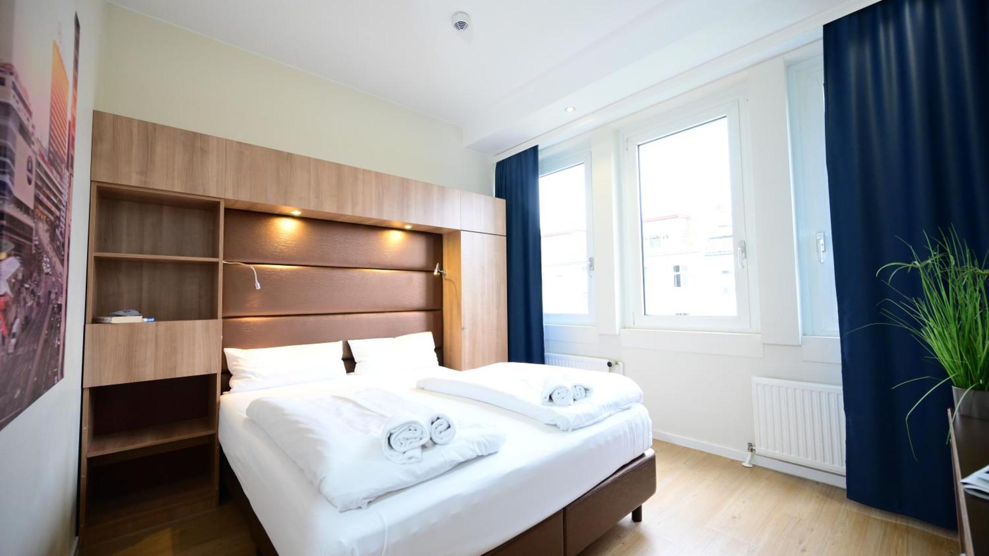 Отель Motel Plus Berlin 3*