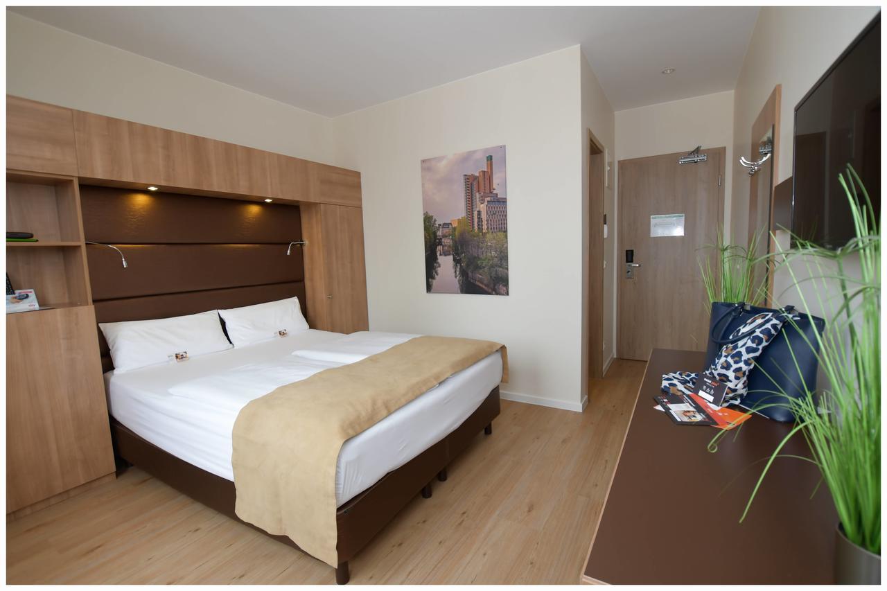 Motel Plus Berlin Отель 3*